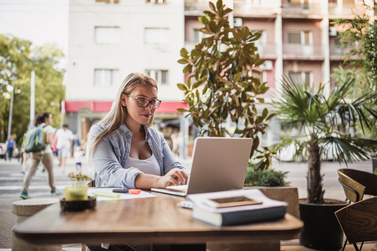 Mit diesen Tipps kommst Du Deinem Studienplatz näher. © NoSystem images / Getty Images