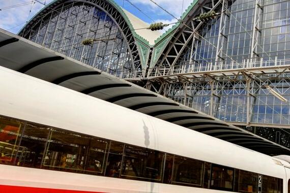 Train ar Frankfurt Hauptbahnhof - Karriere Deutsche Bahn