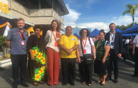 Petra Sigmund (Auswärtiges Amt) auf einer Konferenz in Nauru