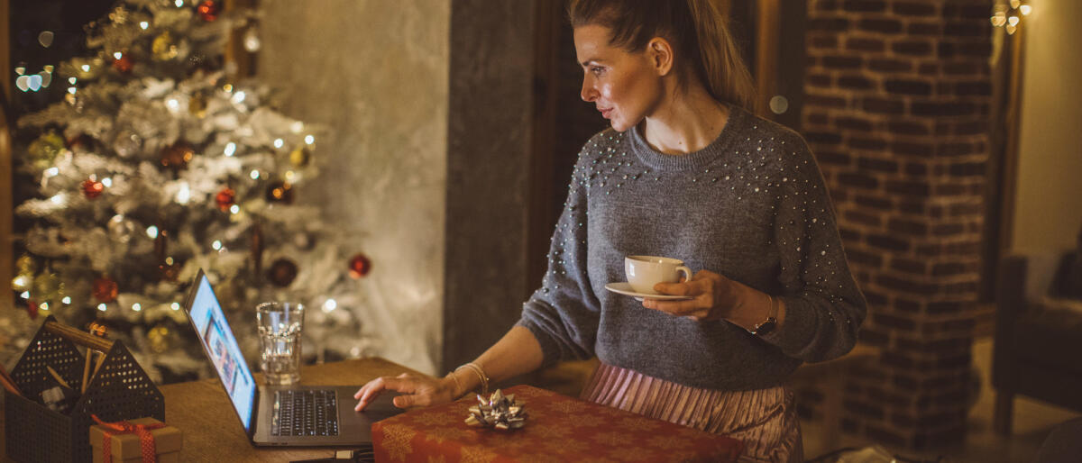 Homeoffice Weihnachten © svetikd / Getty Images