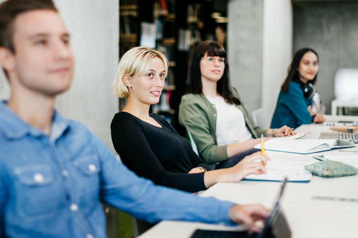 Kurzarbeit Weiterbildung © Tom Werner / Getty Images