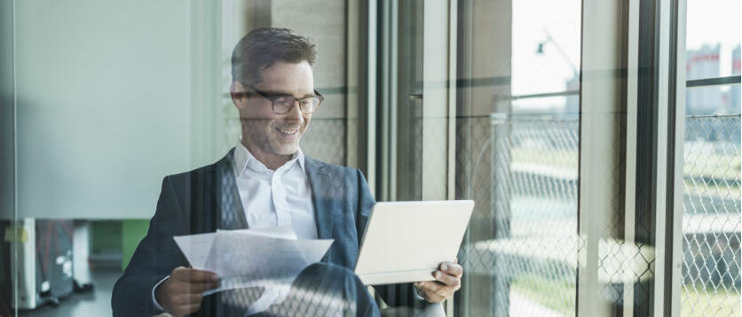 Um sich mit seiner Bewerbung im Kopf des Personalentscheiders zu verankern, kann man ein ppar - legale - Tricks anwenden